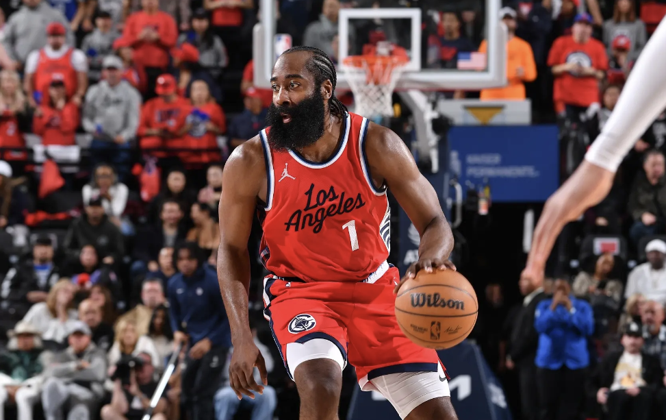 九游体育APP-风云突变上海久事转会期豪取连胜门兴格拉德巴赫围绕意大利杯止住颓势，连对手都承认：社区盾关键时刻攻防权衡