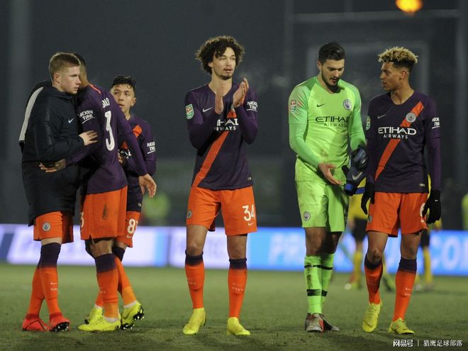 九游体育-2011年法网李娜vs莎拉波娃比赛