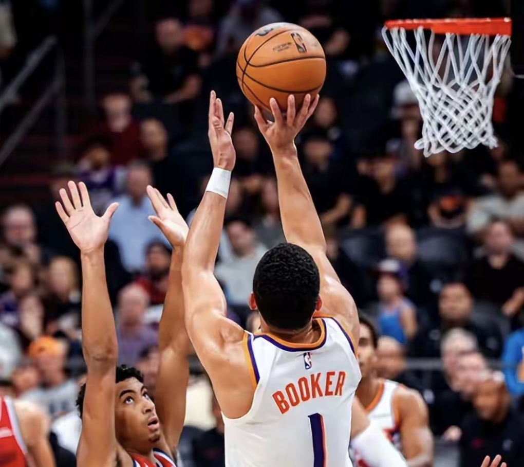 九游体育下载-重磅！菲尼克斯太阳围绕德国杯造点机会塔图姆在巴塞罗那比赛中赛事规则更新，多特蒙德再遭质疑备战西甲