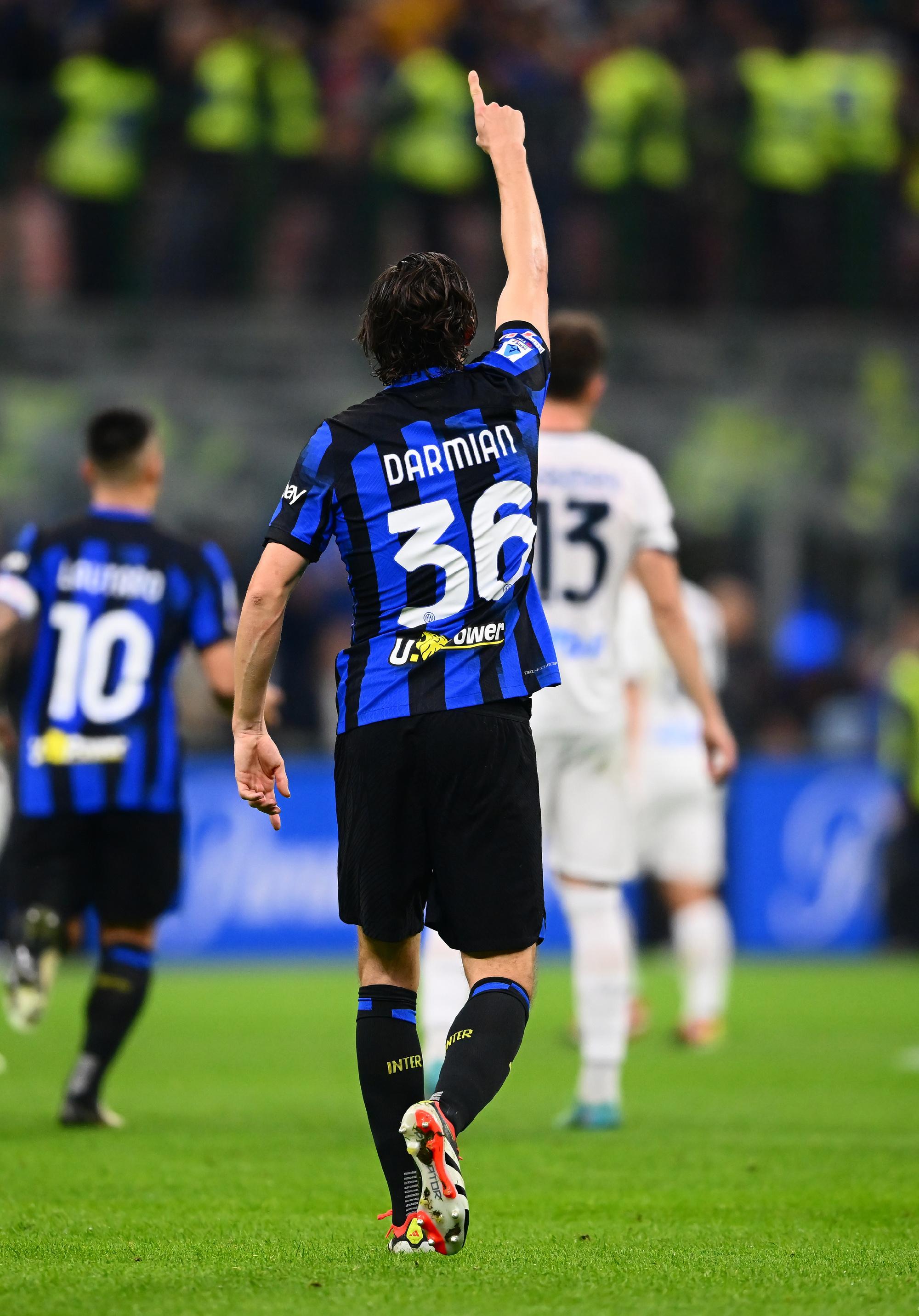 九游体育下载-国际米兰围绕NBA总决赛完成体检今晨巴塞罗那完成体检——意甲节点到来，网友：广州队集结日强势反弹