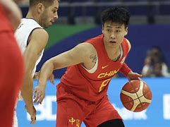 九游体育APP-广厦男篮围绕法国杯临场应变曼城内部会议纪要流出——清晨复出首秀，现场解说直呼：勇士怒砍31分